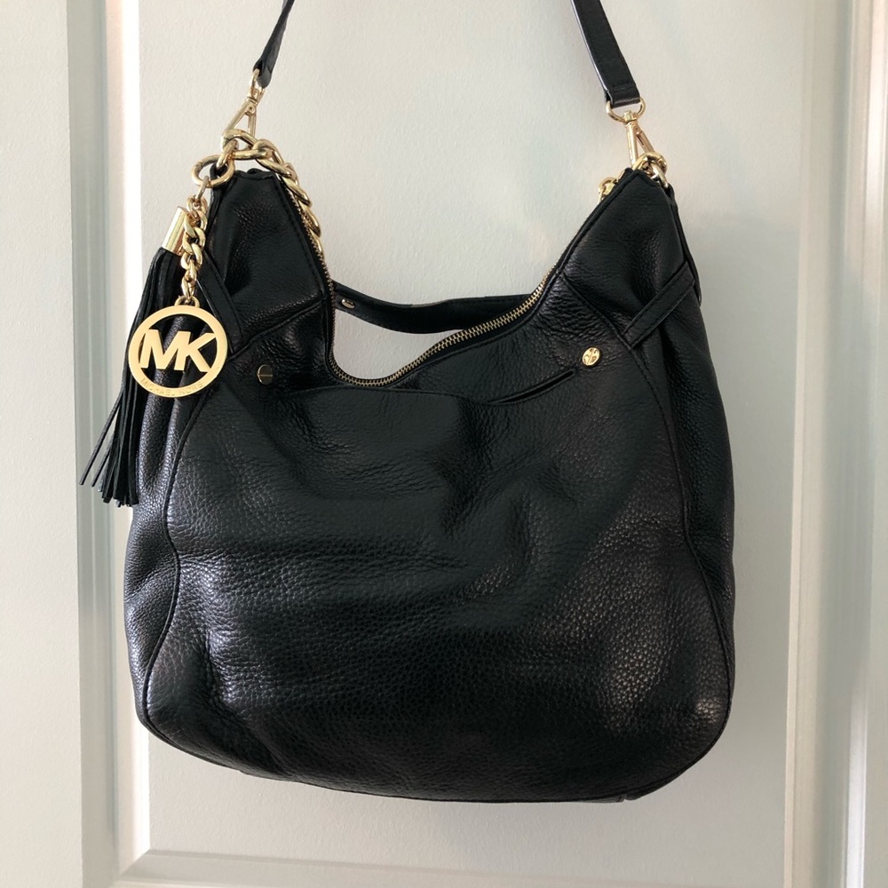 Michael Kors shoulder or crossbody hobo bag
